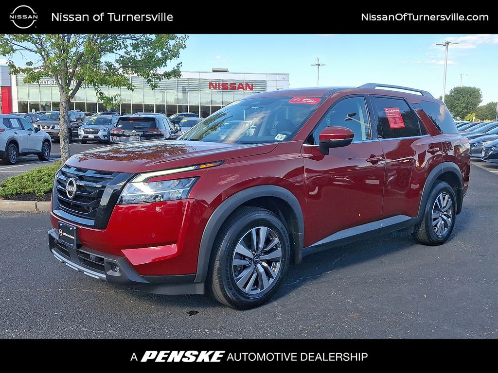 Thumbnail: 2022 Nissan Pathfinder - 1