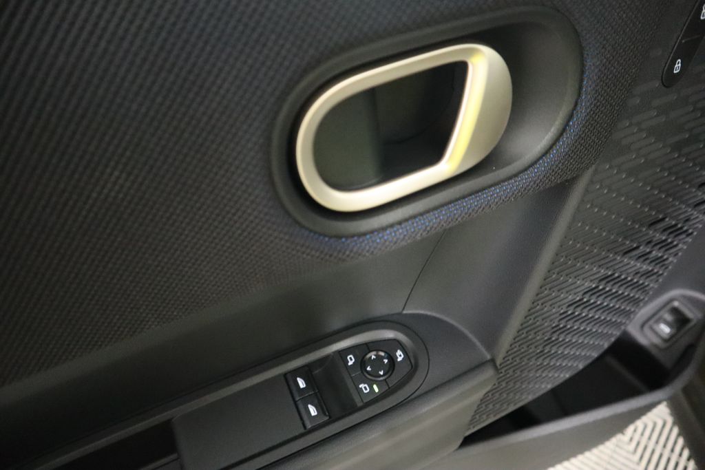 Thumbnail: 2025 MINI Cooper - 23