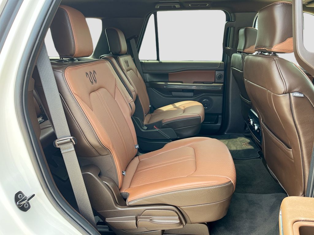 Used 2024 White Ford King Ranch image 30
