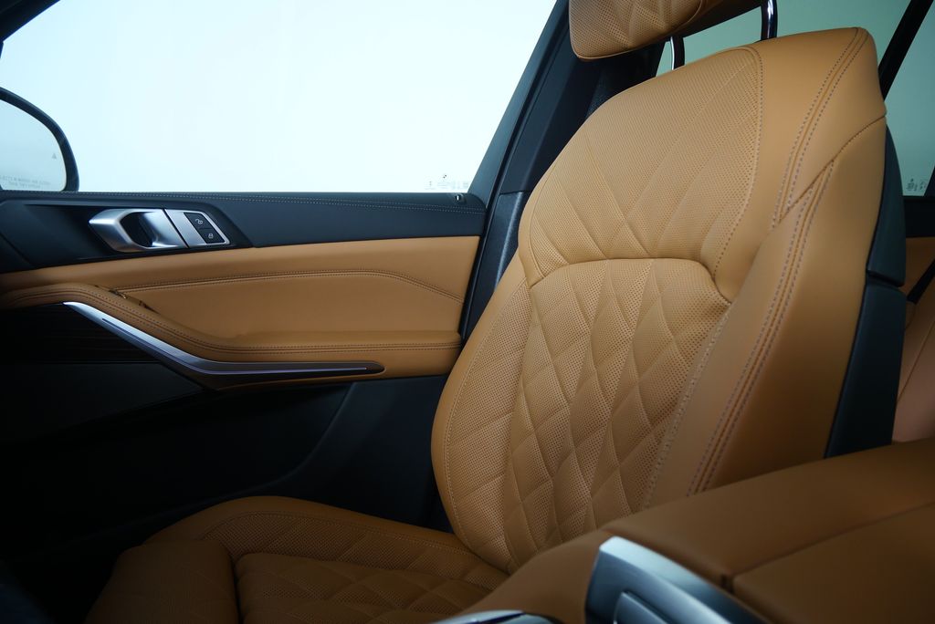 Thumbnail: 2026 BMW X5 - 22