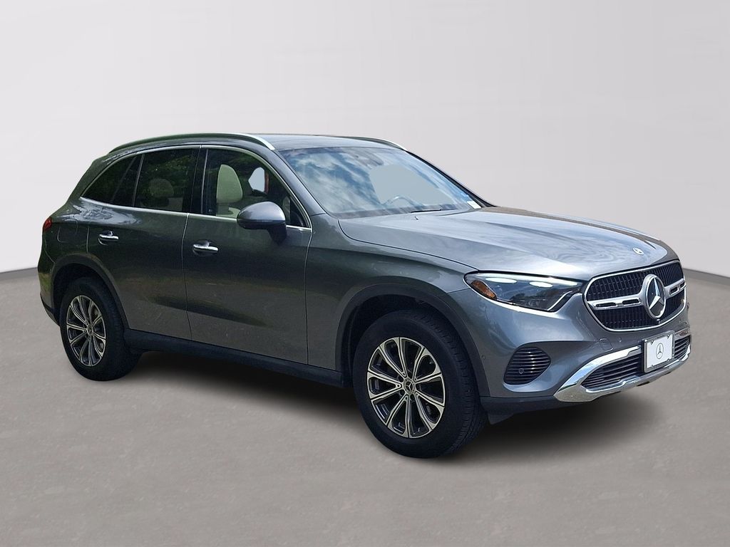 Thumbnail: 2023 Mercedes-Benz GLC - 3