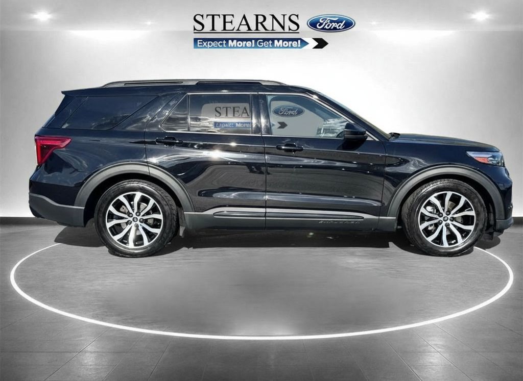 FordExplorer19