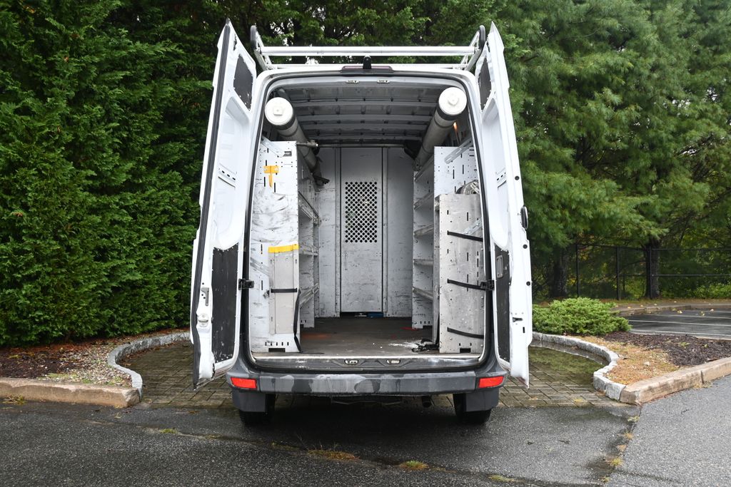 Thumbnail: 2016 Mercedes-Benz Sprinter - 13