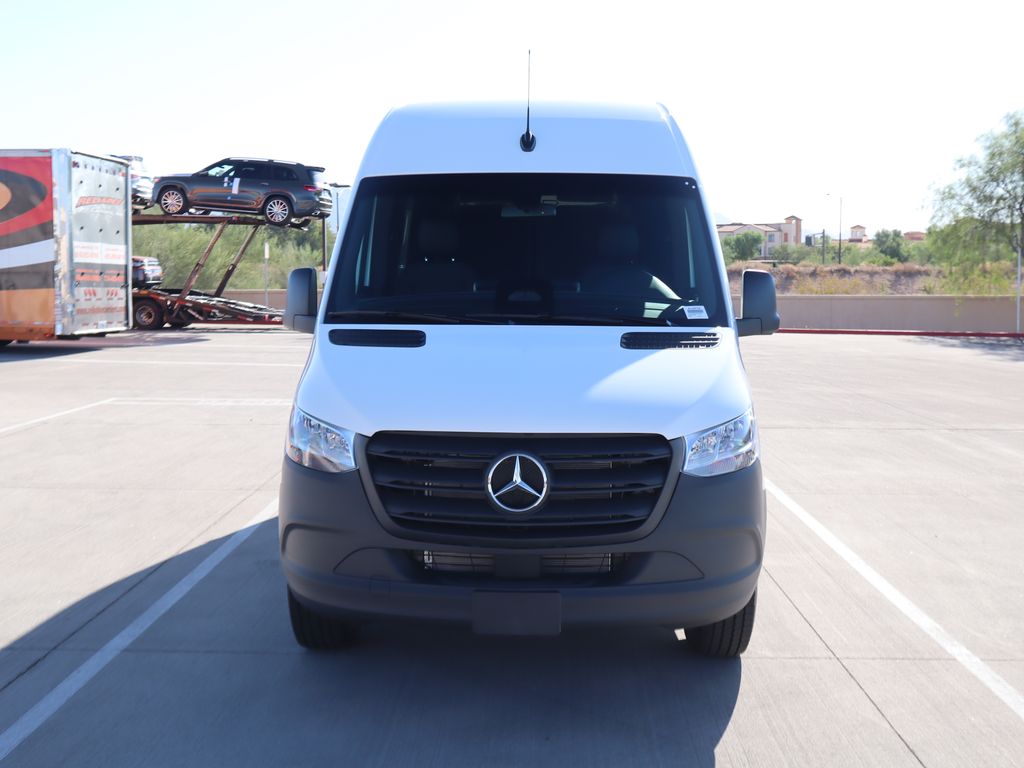 Thumbnail: 2025 Mercedes-Benz Sprinter - 2