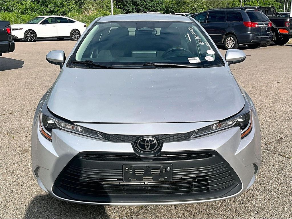 2024 Toyota Corolla — photo 2