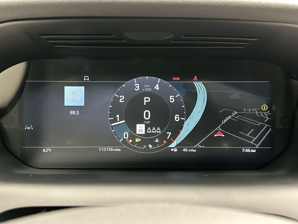 Thumbnail: 2024 Land Rover Discovery Sport - 19