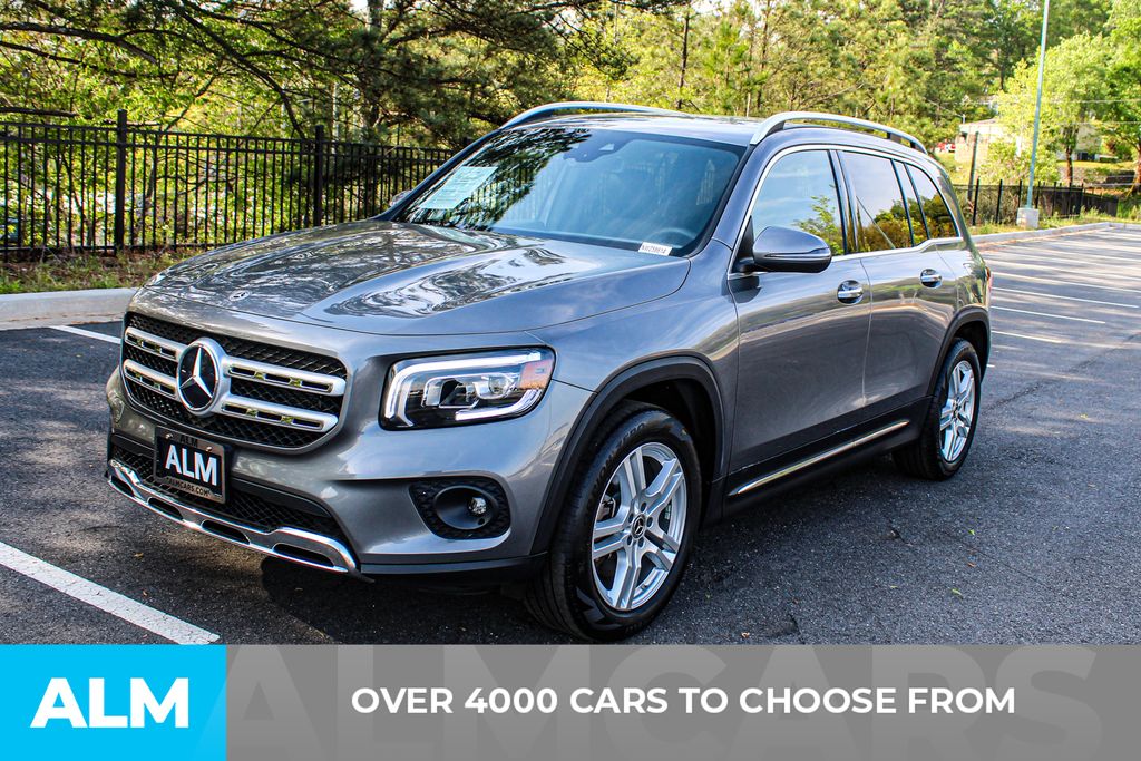Used 2022 Gray Mercedes-Benz GLB 250 image 3