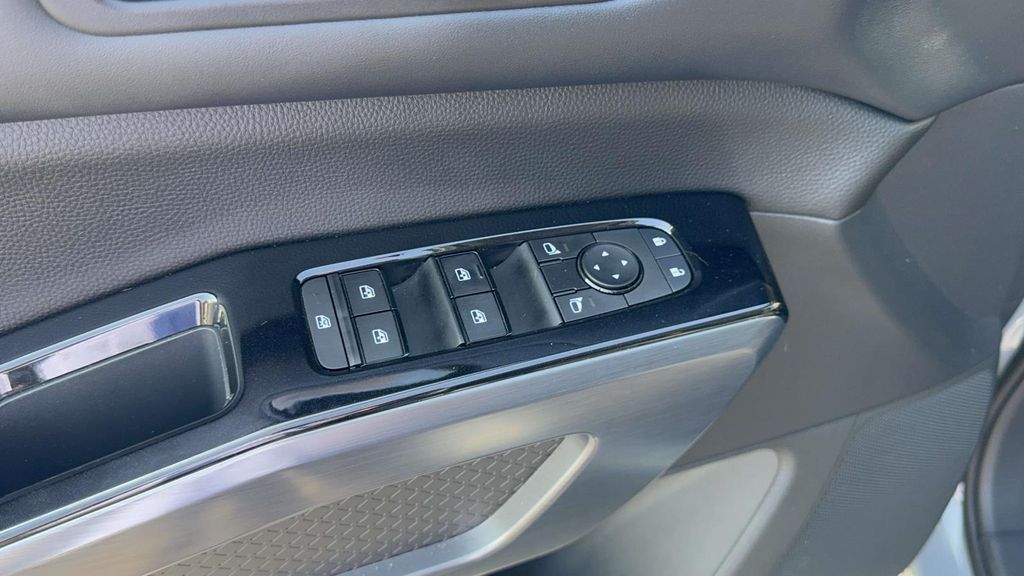 Used 2022 Nissan Pathfinder SUV