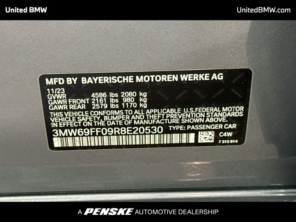 Thumbnail: 2024 BMW 3 Series - 22