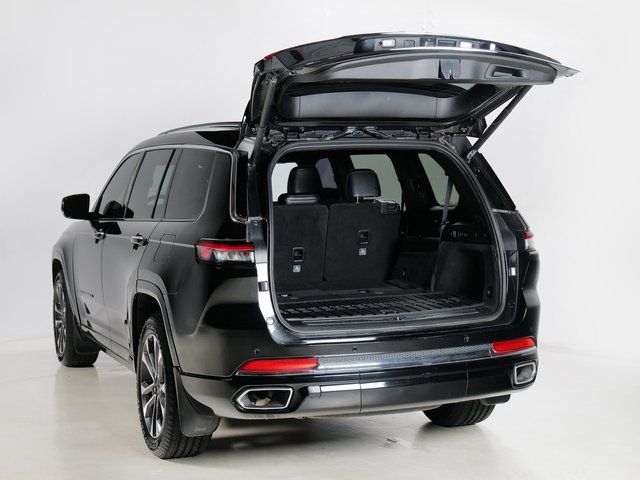 Used 2022 Black Jeep Overland image 31