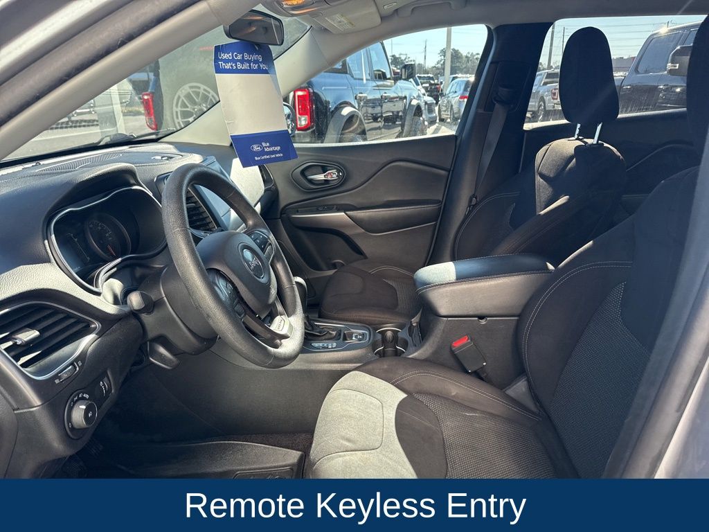 2019 Jeep Cherokee Latitude FWD