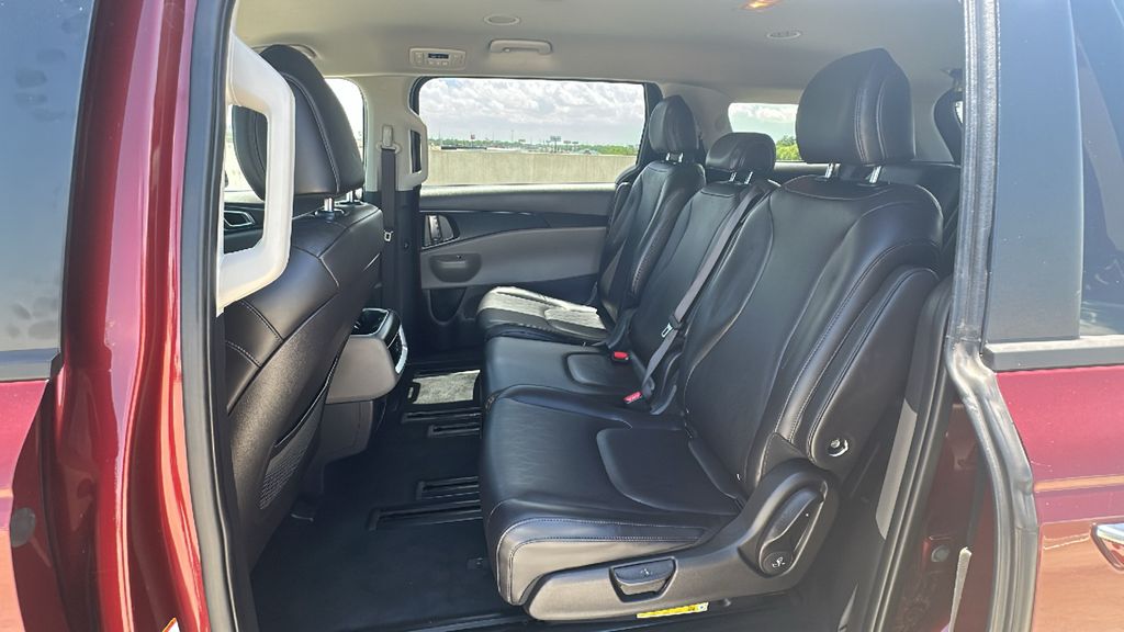 2026 Kia Carnival LXS Red at Community Kia