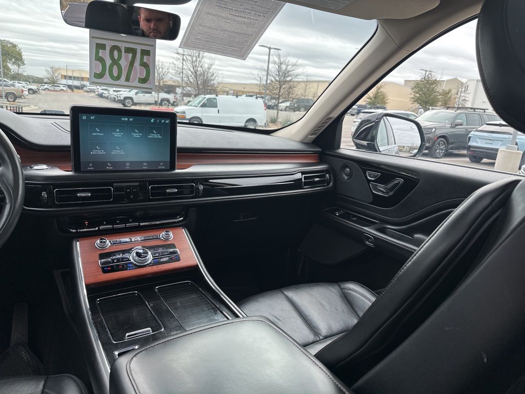 Used Car 2022 Lincoln Aviator  Reserve For Sale Under $40,000 In Austin, Texas