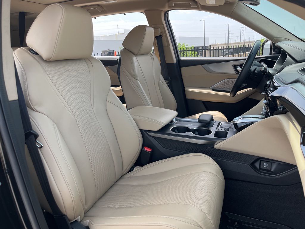Thumbnail: 2023 Acura MDX - 29