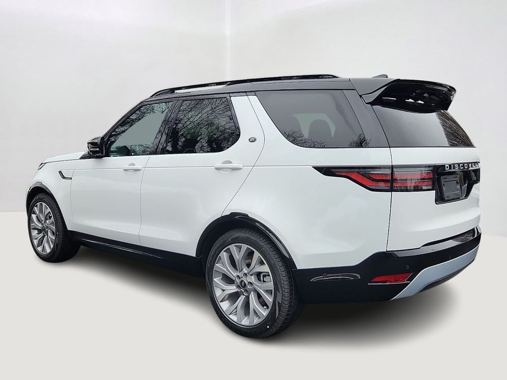Thumbnail: 2026 Land Rover Discovery - 4