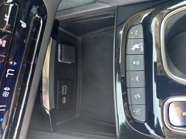 Used 2023 Buick Envision SUV