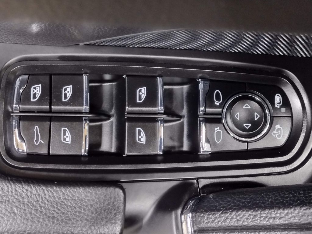 2017 Porsche Cayenne Base