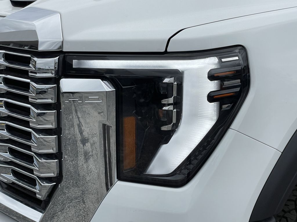 new 2025 GMC Sierra 2500HD car, priced at $81,044