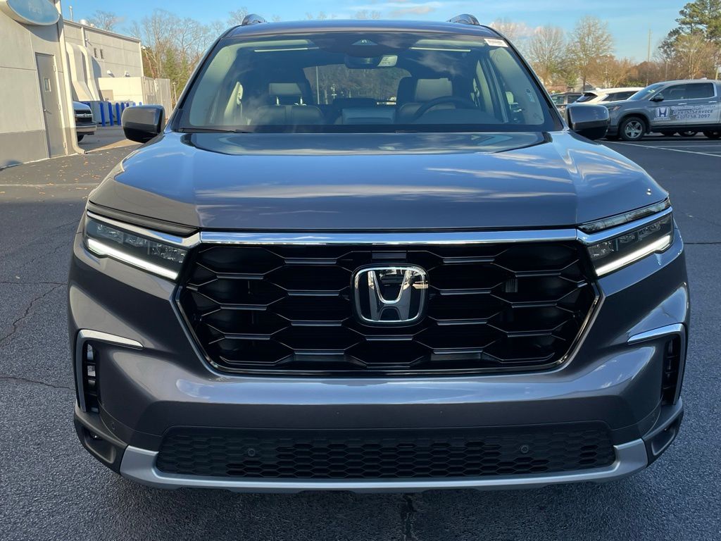 Thumbnail: 2025 Honda Pilot - 9