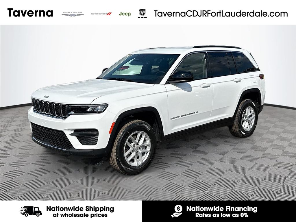Bright White Clearcoat 2026 Jeep Grand Cherokee SUV / Crossover 4X2 8-Speed Automatic