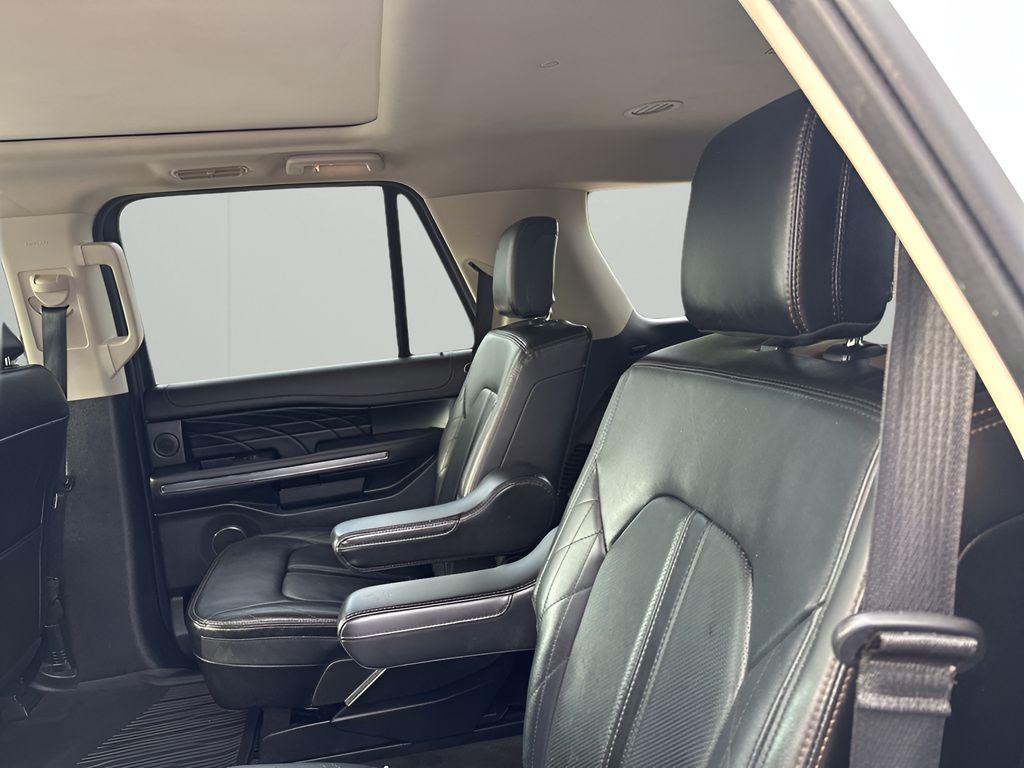 Used Car 2021 Ford Expedition  Platinum For Sale Under $40,000 In Austin, Texas