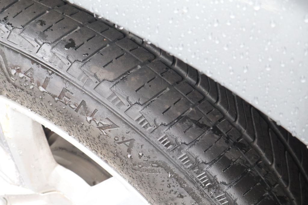 Thumbnail: 2024 Chevrolet Suburban - 6