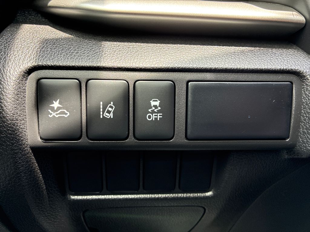 2022 Mitsubishi Eclipse Cross SE Red at Auto Express Mitsubishi