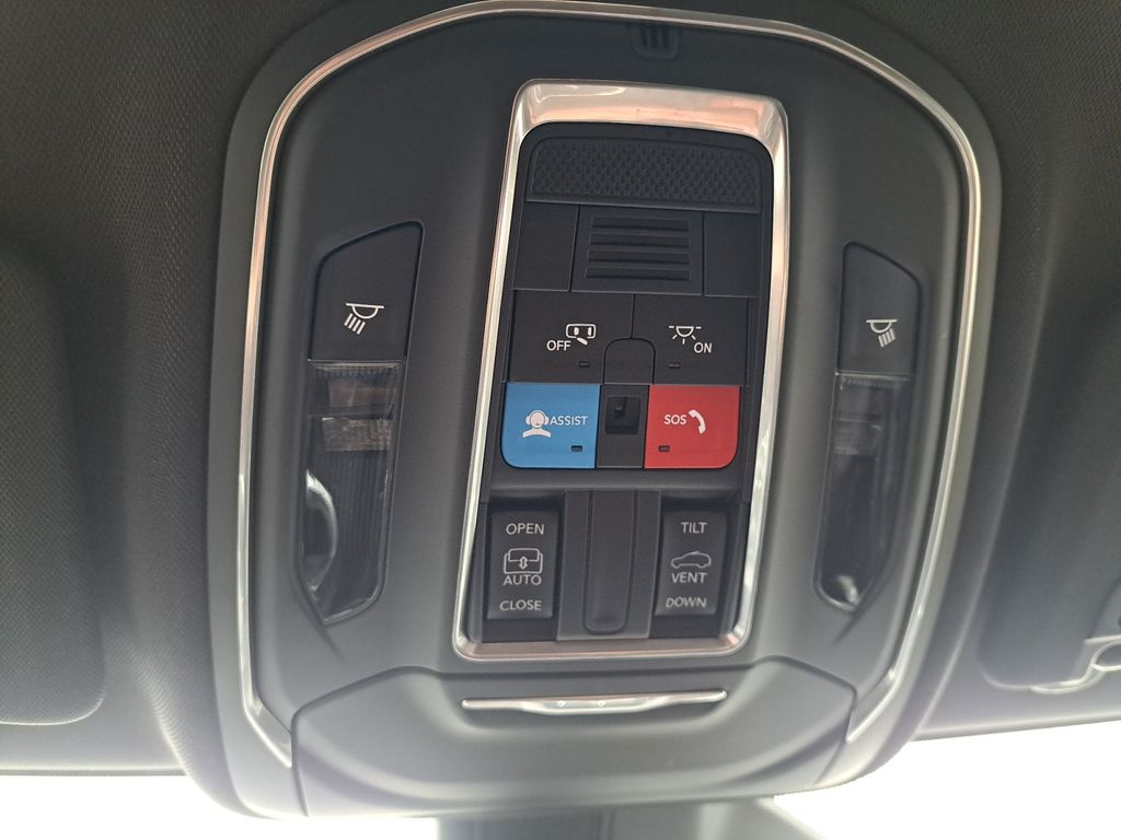 New Car 2025 Jeep Grand Cherokee  Laredo For Sale Under $35,000 In Austin, Texas