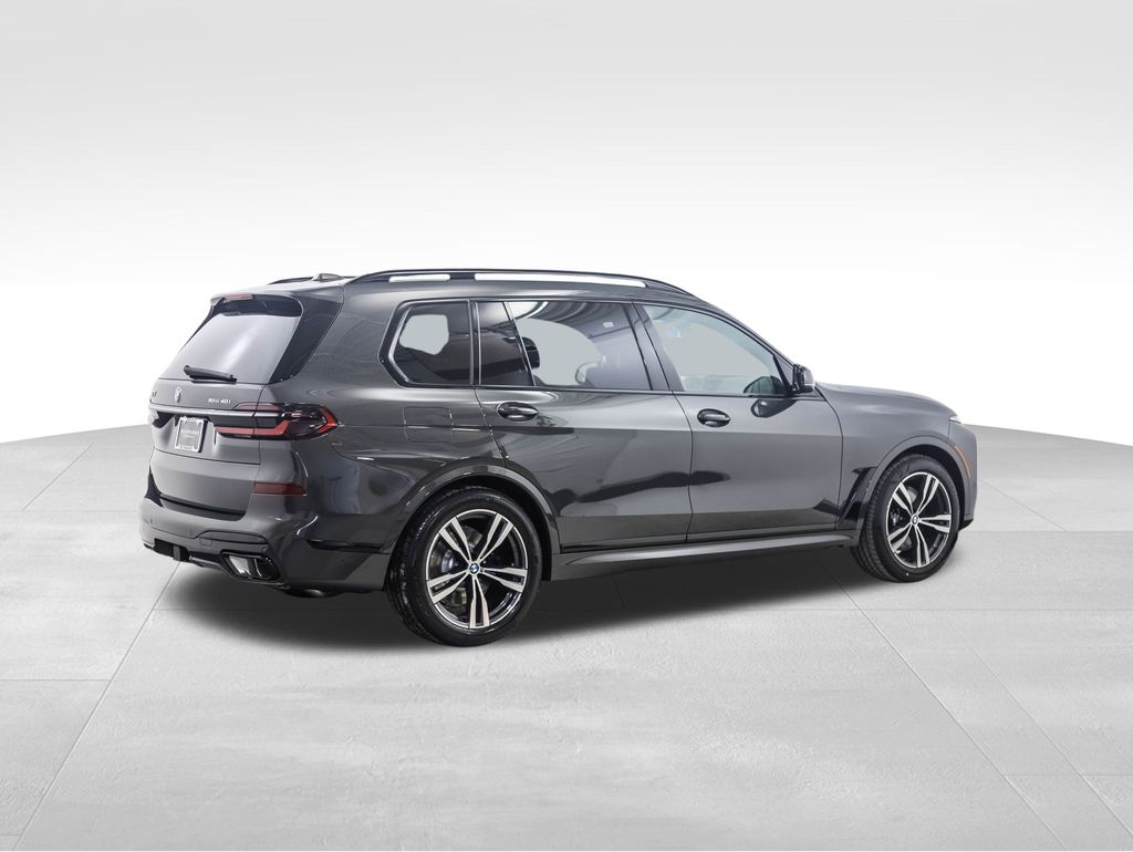 2025 BMW X7 xDrive40i 5