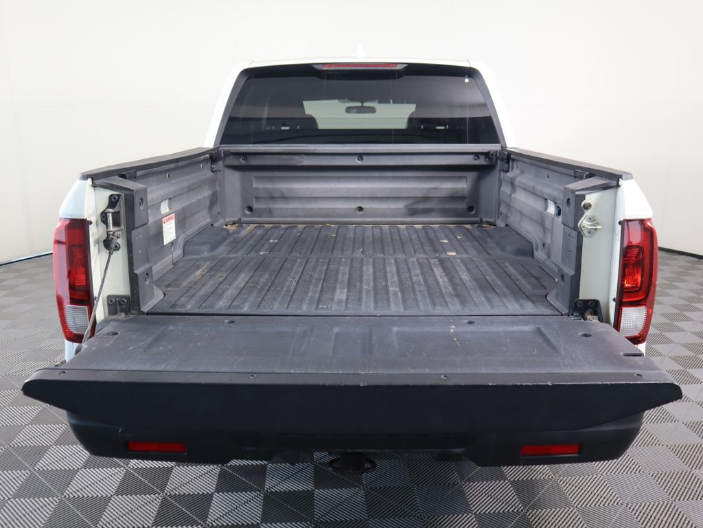 Thumbnail: 2018 Honda Ridgeline - 28