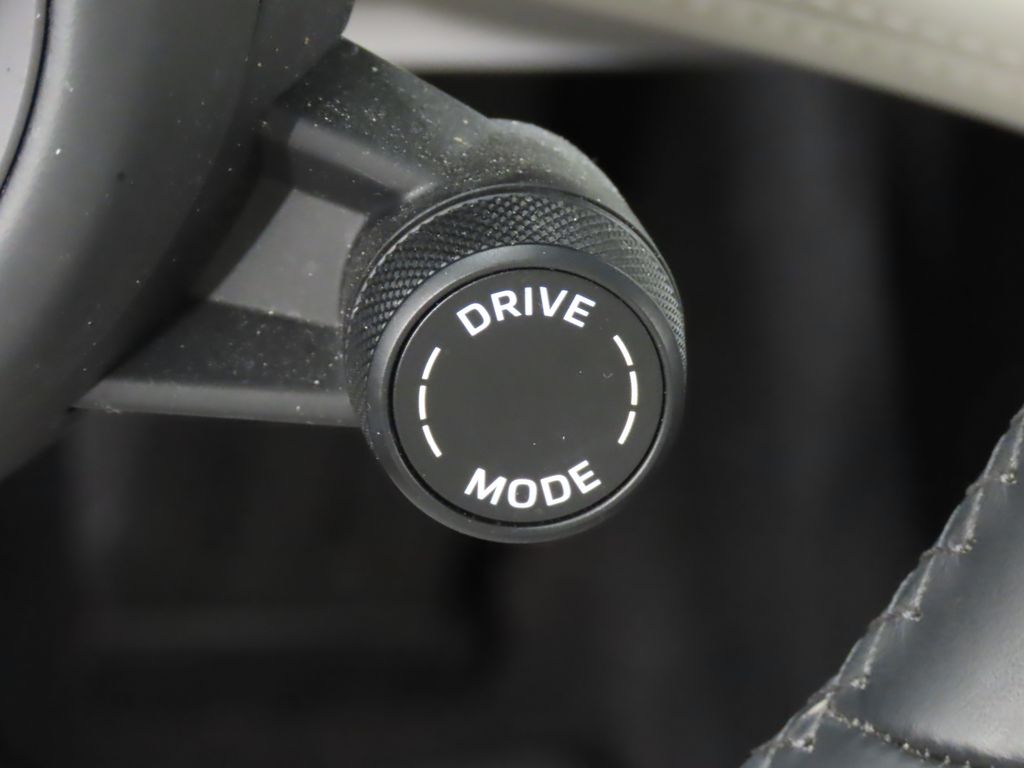 Thumbnail: 2024 Porsche Taycan - 22