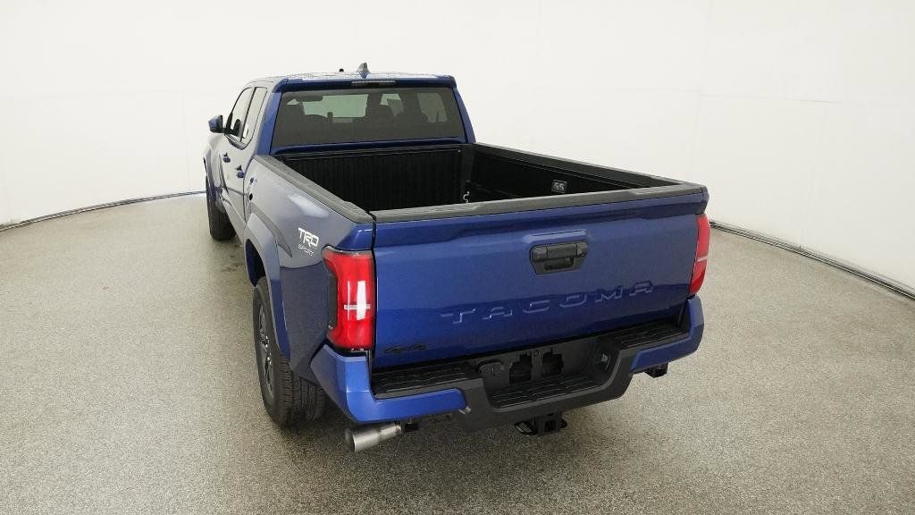 Thumbnail: 2025 Toyota Tacoma - 10