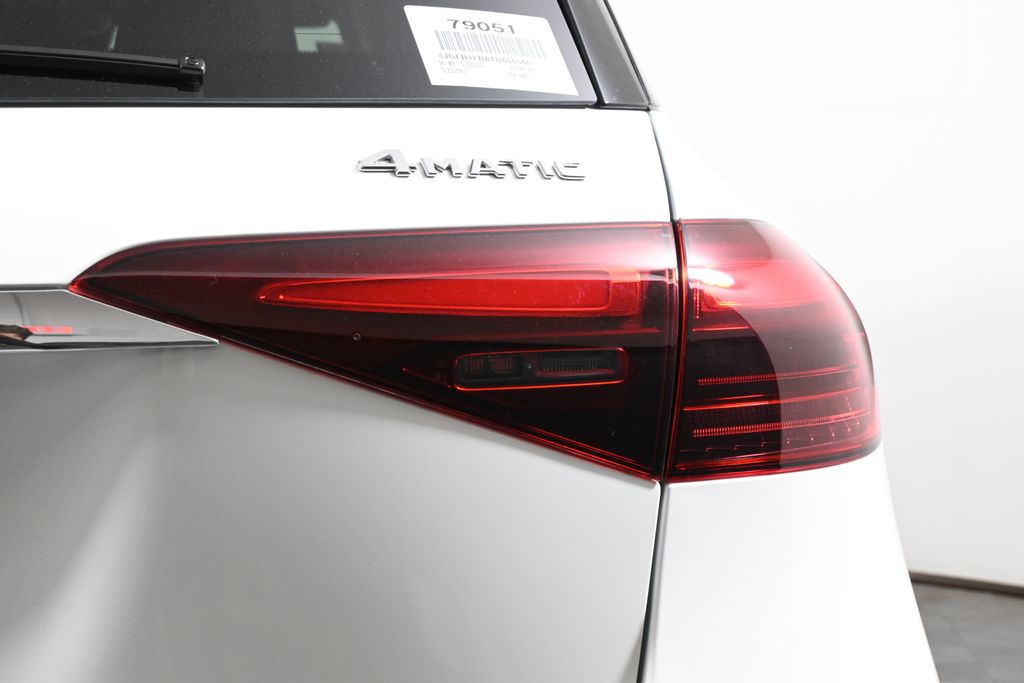 Thumbnail: 2026 Mercedes-Benz GLE - 13
