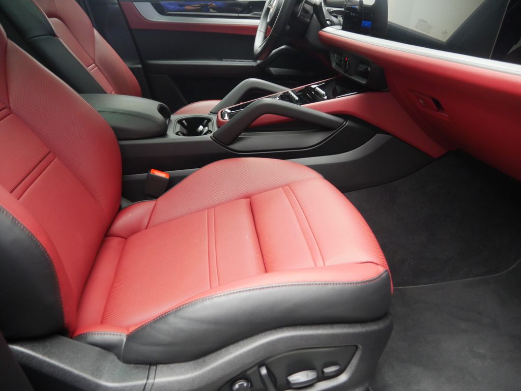 Thumbnail: 2026 Porsche  - 20