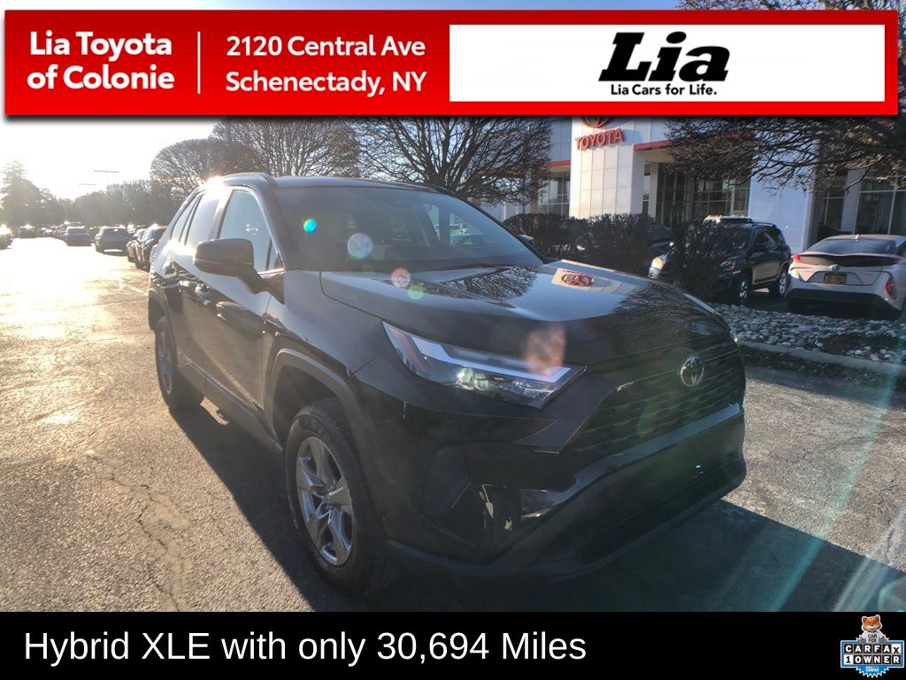 2025 Toyota RAV4 Hybrid XLE AWD