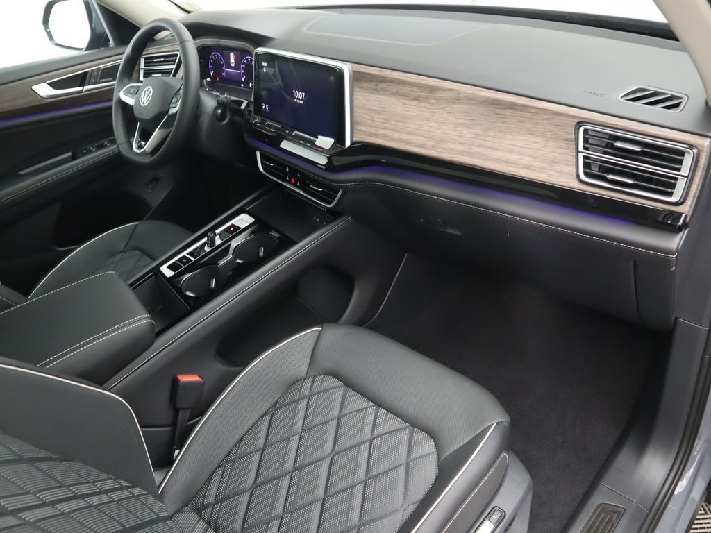 Thumbnail: 2026 Volkswagen Atlas - 18