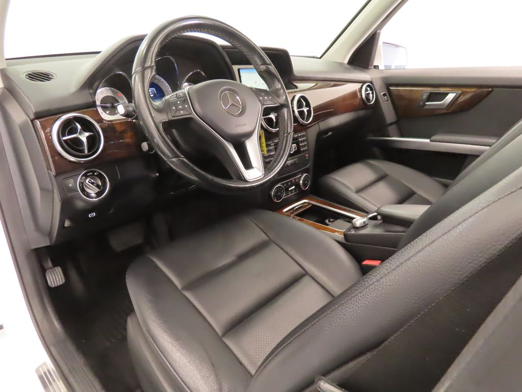 Thumbnail: 2015 Mercedes-Benz GLK - 4