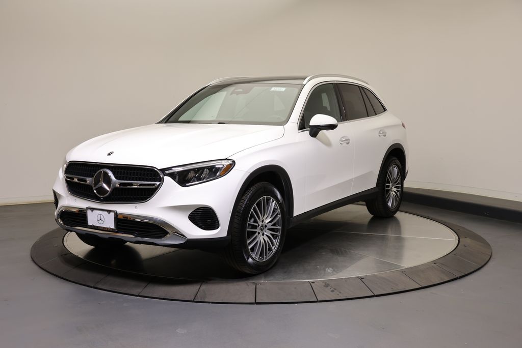 Thumbnail: 2026 Mercedes-Benz GLC - 3