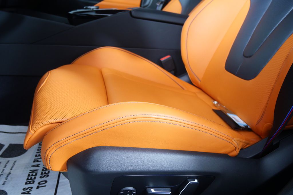 Thumbnail: 2025 BMW M5 - 15