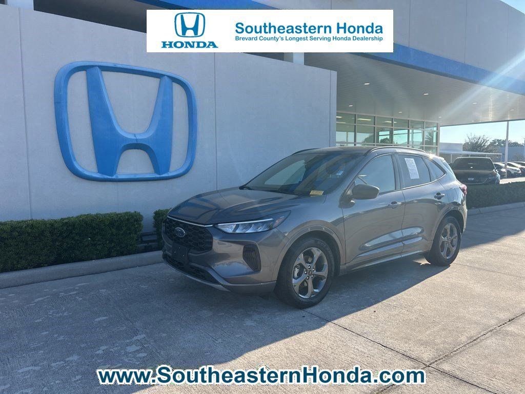2023 Ford Escape ST-Line FWD