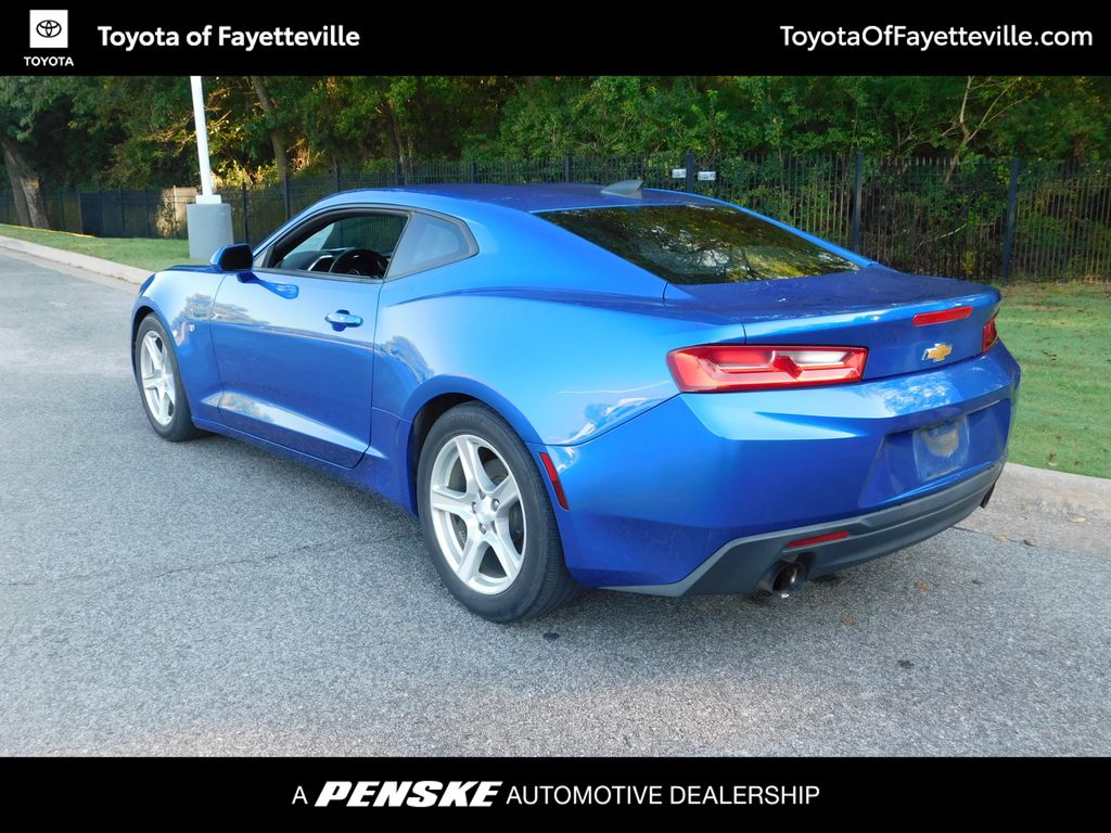 Thumbnail: 2018 Chevrolet Camaro - 9