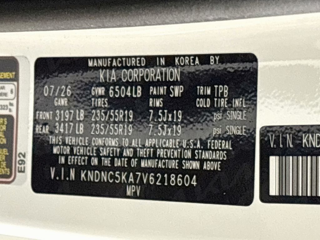 2027 Kia Carnival Hybrid EX