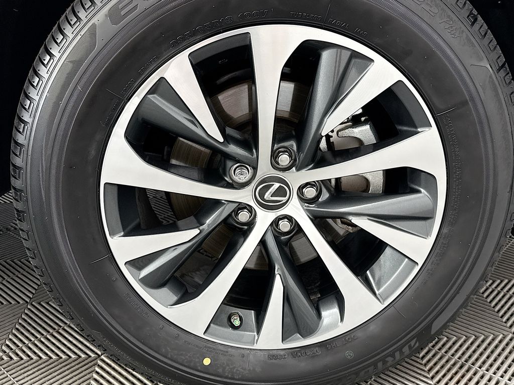 Thumbnail: 2022 Lexus RX - 30