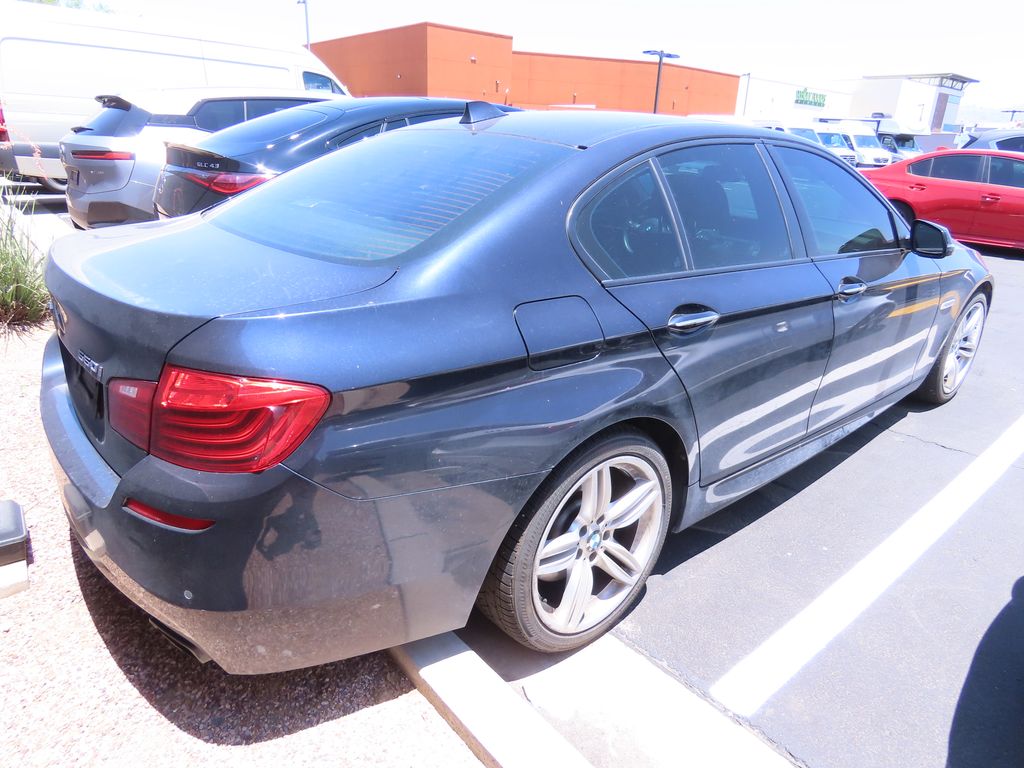 2016 BMW 5 Series 550i xDrive 3