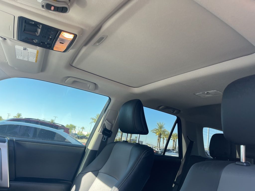 Thumbnail: 2023 Toyota 4Runner - 8