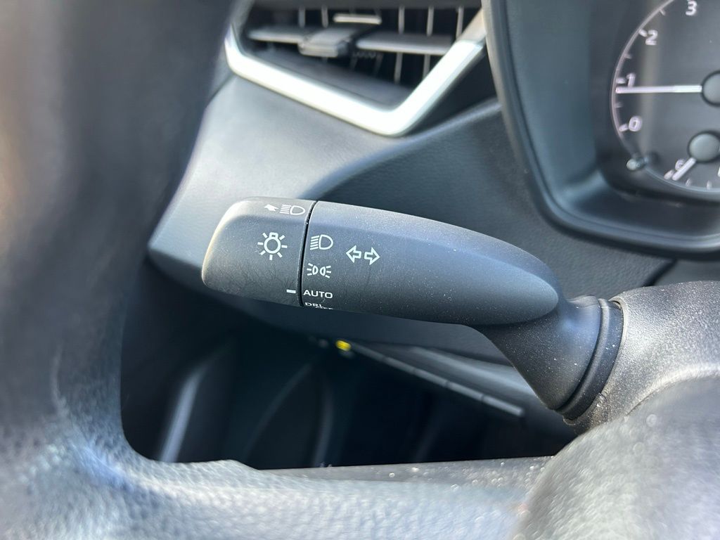 Thumbnail: 2025 Toyota Corolla - 21