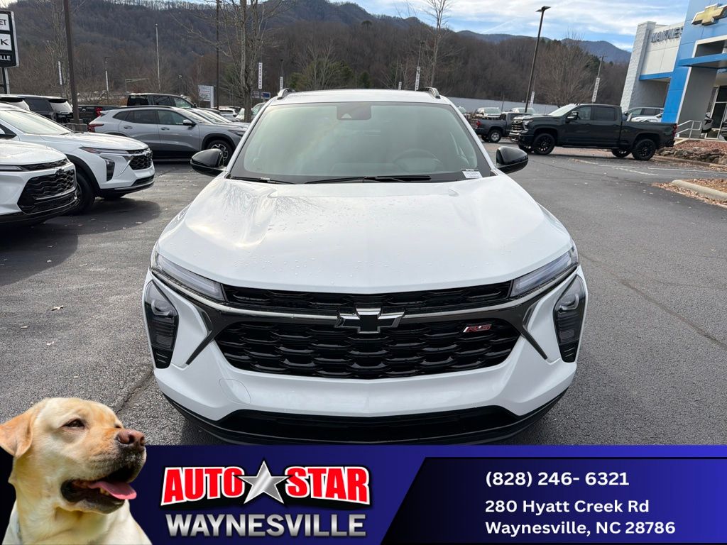 new 2025 Chevrolet Trax car, priced at $26,290