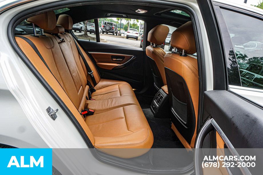 Used 2018 White BMW 330i image 22
