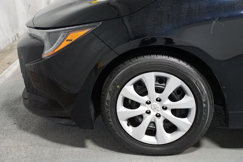 Thumbnail: 2024 Toyota Corolla - 5