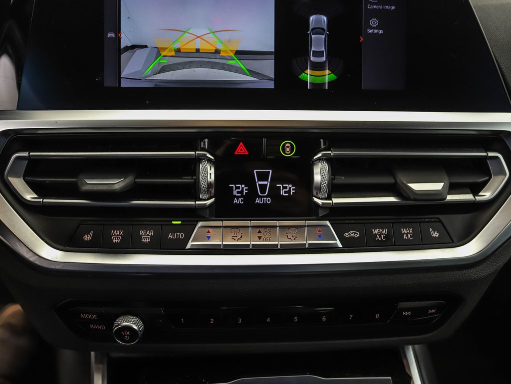 Thumbnail: 2021 BMW 3 Series - 18